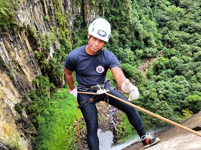 Realizado Rappel na Cascata do Avencal 20