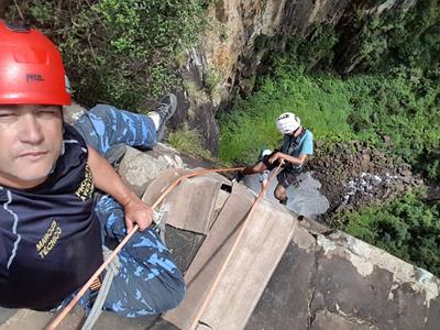 Realizado Rappel na Cascata do Avencal 25