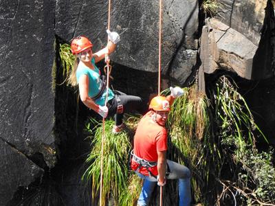 Realizado Rappel na Cascata do Avencal 30