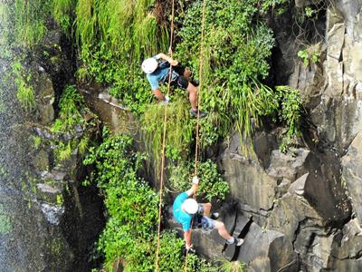 Realizado Rappel na Cascata do Avencal 6