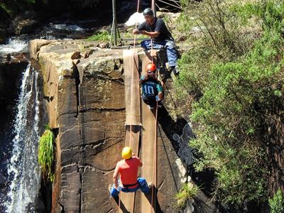 Realizado Rappel na Cascata do Avencal 8