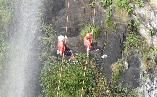 Realizado Rappel na Cascata do Avencal em Urubici/SC - 18 e 19 de março de 2017