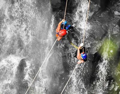 Realizado Rappel e Tirolesa na Cascata do Avencal 10