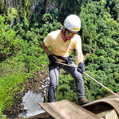 Realizado Rappel e Tirolesa na Cascata do Avencal 2