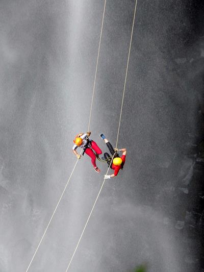 Realizado Rappel e Tirolesa na Cascata do Avencal 23