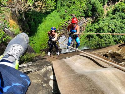 Realizado Rappel e Tirolesa na Cascata do Avencal 30