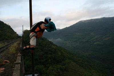 Paraquedismo BASE Jumping e Wingsuit 14