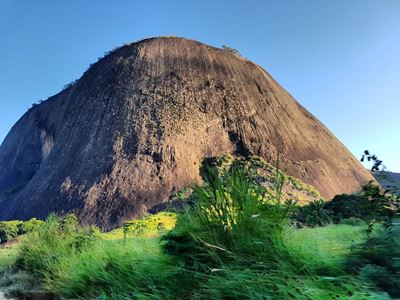 A maior tirolesa do Brasil e possivelmente a maior do mundo vai ser em Cuparaque/MG 8